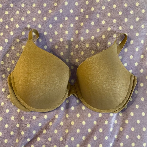Bras - Picture 3 of 3